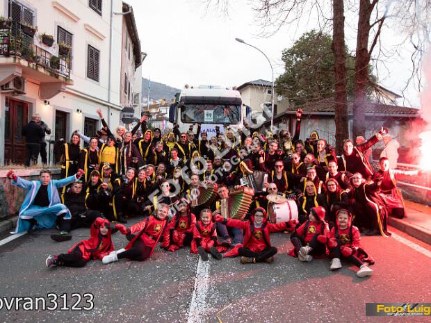 19 Mačkare iz Škalnice