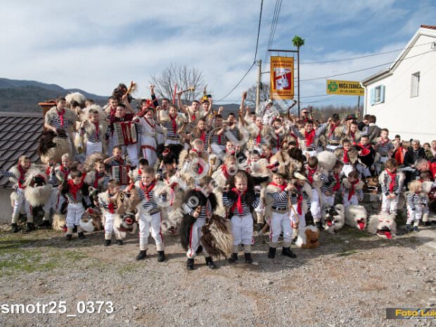 08 Halubajski zvončari