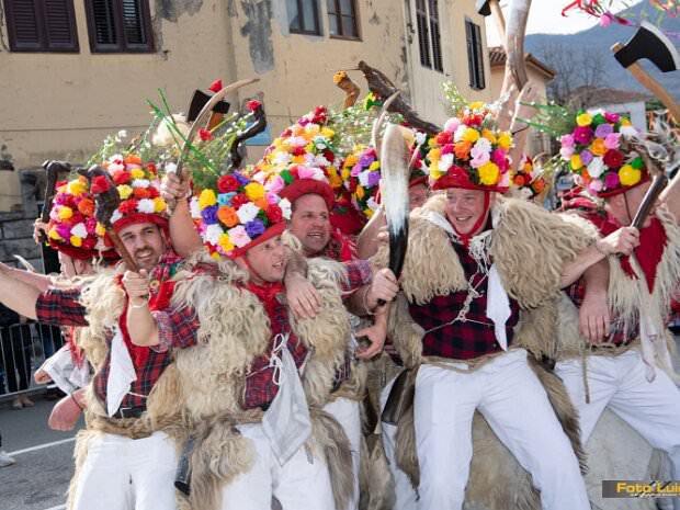 05 Brežanski zvončari